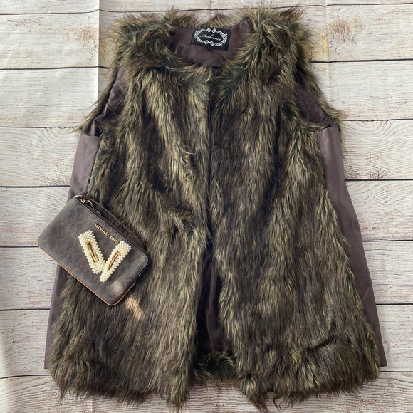 Jackets & Blazers - Faux Fur Brown Women Vest